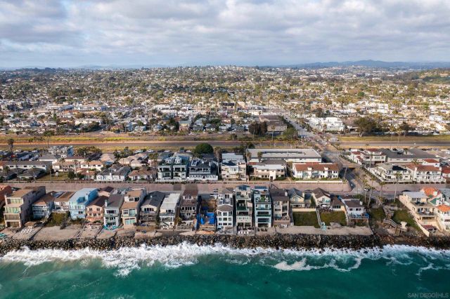 1731 S Pacific St, Oceanside, CA 92054