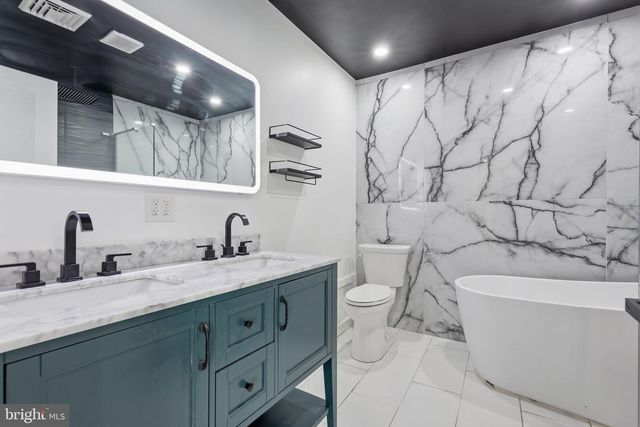 25 GUN RD, Levittown, PA 19057