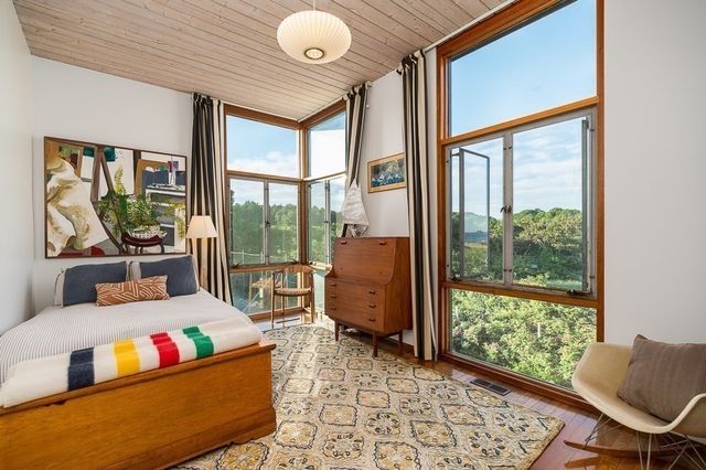 68 Paine Ave, Beverly, MA 01915