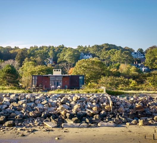 68 Paine Ave, Beverly, MA 01915