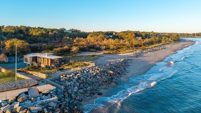 68 Paine Ave, Beverly, MA 01915