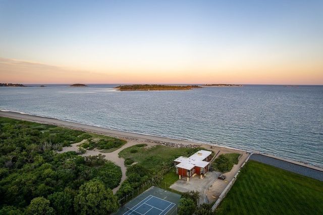 68 Paine Ave, Beverly, MA 01915