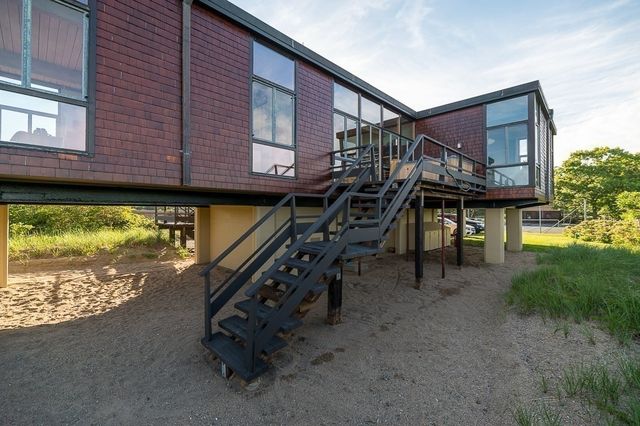 68 Paine Ave, Beverly, MA 01915