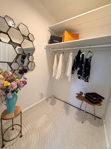 144-44 41st Avenue 5J, Flushing, NY 11355