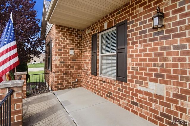 548 Wernings Drive, Columbia, IL 62236
