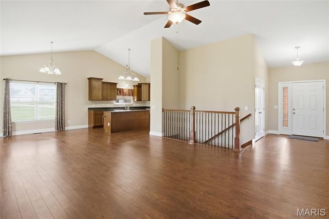 548 Wernings Drive, Columbia, IL 62236