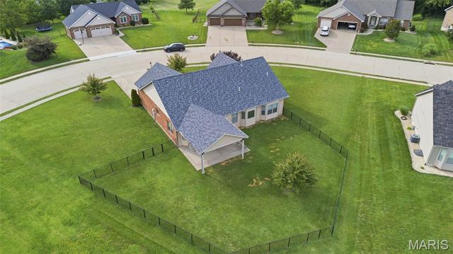 548 Wernings Drive, Columbia, IL 62236