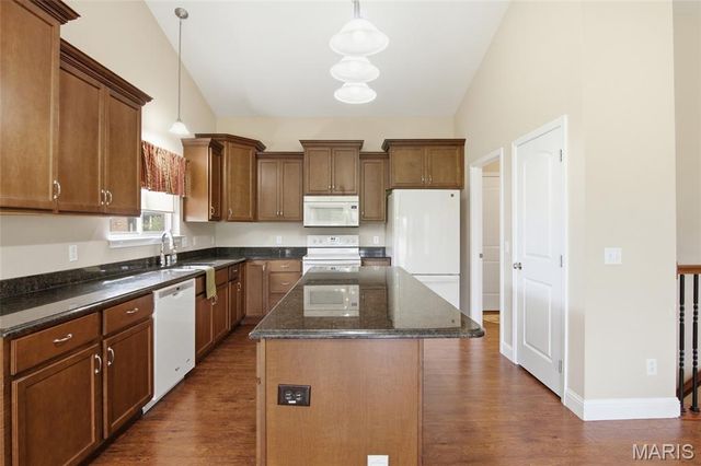 548 Wernings Drive, Columbia, IL 62236