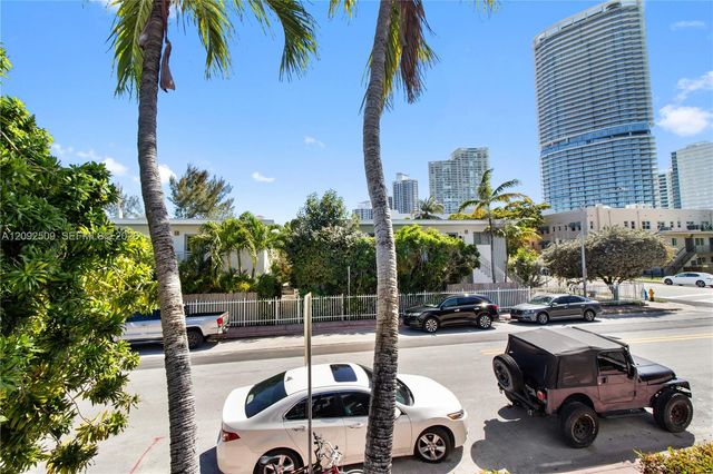 1050 7th Street 1050-3, Miami Beach, FL 33139