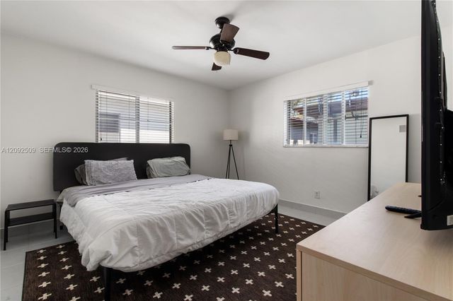 1050 7th Street 1050-3, Miami Beach, FL 33139