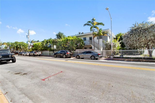 1050 7th Street 1050-3, Miami Beach, FL 33139