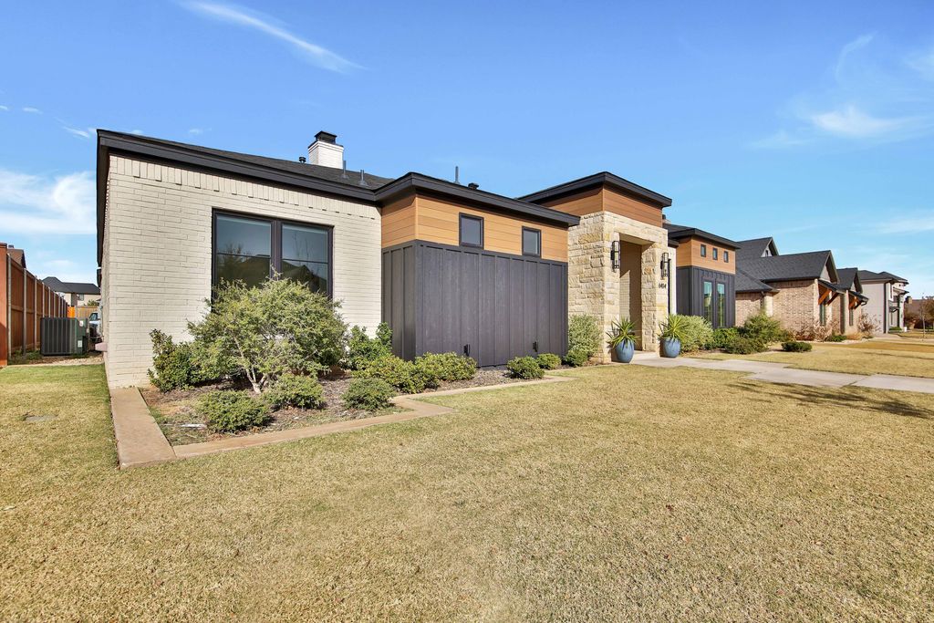 6404 91st Street, Lubbock, TX 79424