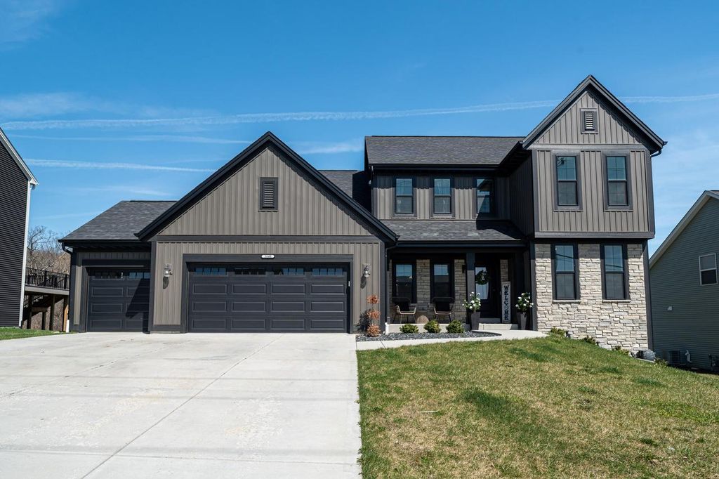 3640 Madison STREET, Waukesha, WI 53188