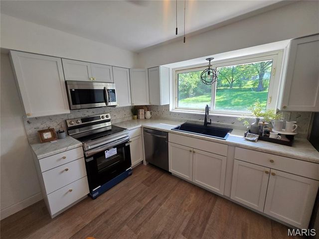 12350 Centerbrook Drive, Black Jack, MO 63033