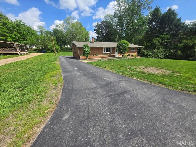 12350 Centerbrook Drive, Black Jack, MO 63033