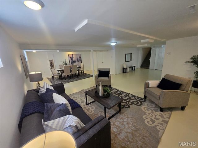 12350 Centerbrook Drive, Black Jack, MO 63033