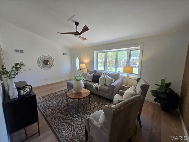 12350 Centerbrook Drive, Black Jack, MO 63033
