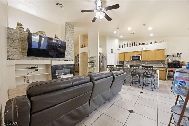 6109 Ocho Rios Street, Las Vegas, NV 89130