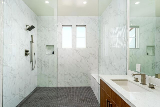 233 Calle La Soledad, Palm Springs, CA 92262