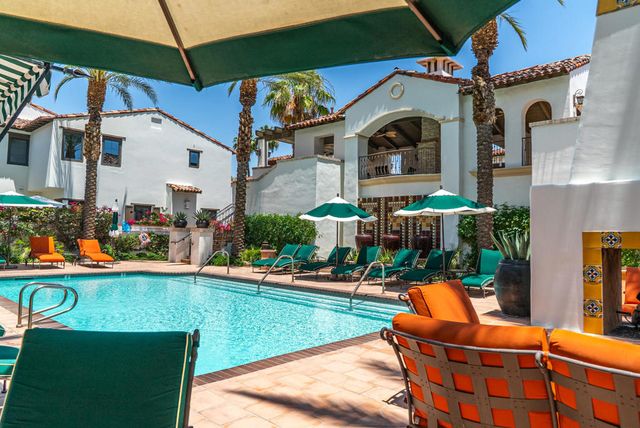 233 Calle La Soledad, Palm Springs, CA 92262