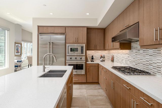 233 Calle La Soledad, Palm Springs, CA 92262