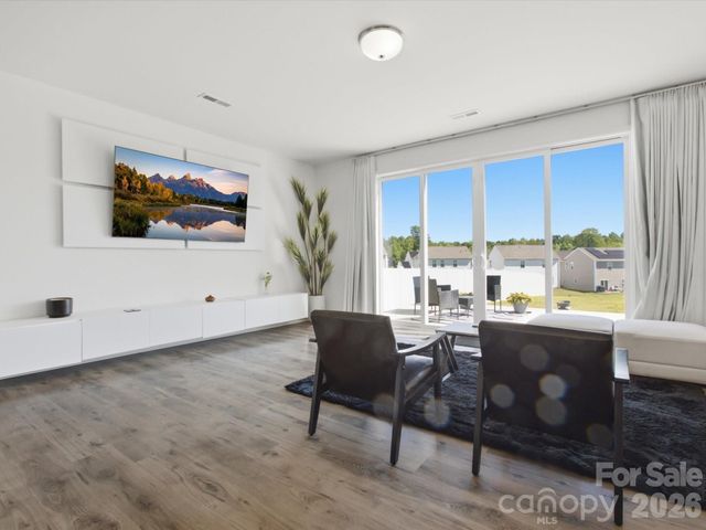 3011 Pinehills Way, Mount Holly, NC 28120