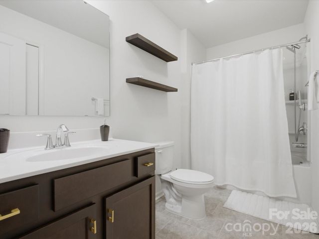 3011 Pinehills Way, Mount Holly, NC 28120