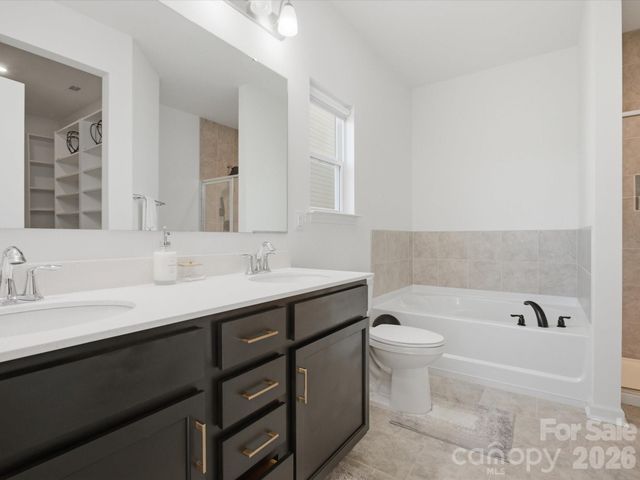 3011 Pinehills Way, Mount Holly, NC 28120