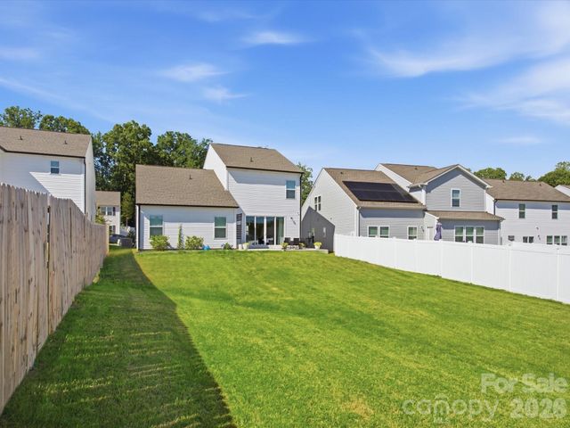 3011 Pinehills Way, Mount Holly, NC 28120