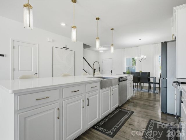 3011 Pinehills Way, Mount Holly, NC 28120