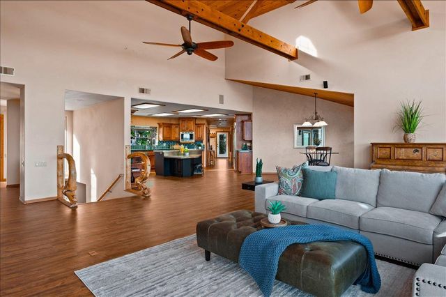 16000 Southridge Rd, Penn Valley, CA 95946