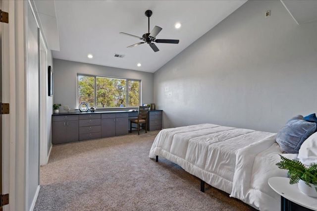 16000 Southridge Rd, Penn Valley, CA 95946