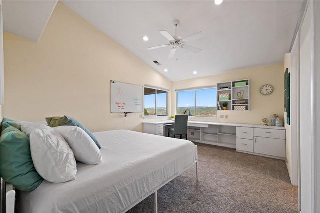 16000 Southridge Rd, Penn Valley, CA 95946