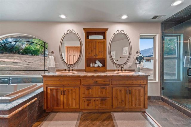 16000 Southridge Rd, Penn Valley, CA 95946