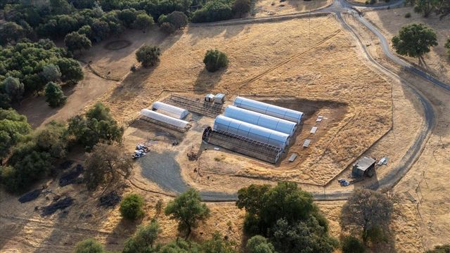 16000 Southridge Rd, Penn Valley, CA 95946