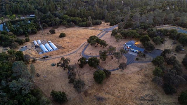 16000 Southridge Rd, Penn Valley, CA 95946