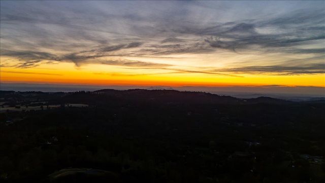 16000 Southridge Rd, Penn Valley, CA 95946