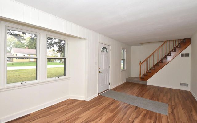 4256 S 96th STREET, Greenfield, WI 53228