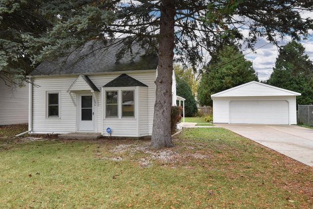 4256 S 96th STREET, Greenfield, WI 53228