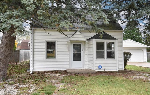 4256 S 96th STREET, Greenfield, WI 53228