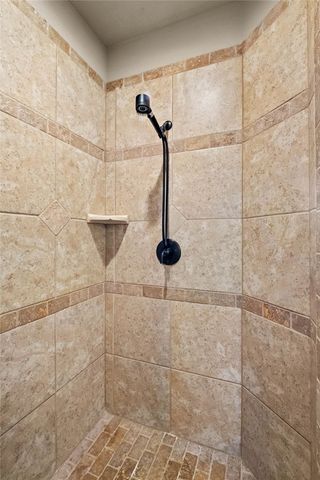 807 SE Fullerton Street, Bentonville, AR 72712