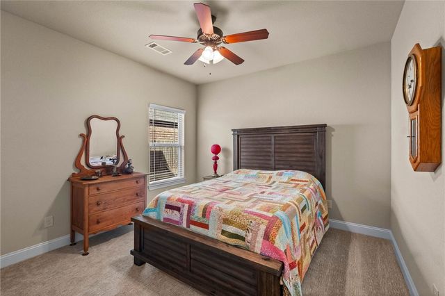 807 SE Fullerton Street, Bentonville, AR 72712