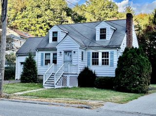 107 Spring St, Wakefield, MA 01880