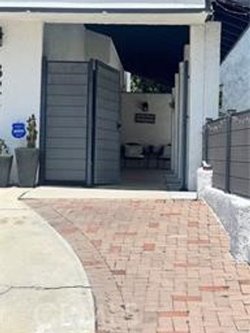 13241 Oakwood, La Mirada, CA 90638