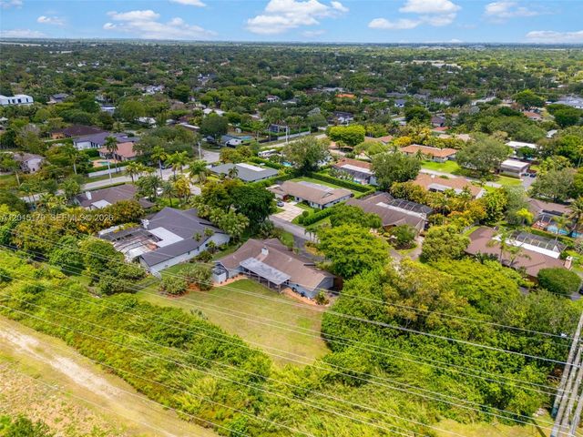 10044 SW 131st Ter, Miami, FL 33176