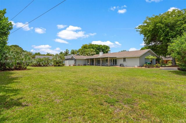 10044 SW 131st Ter, Miami, FL 33176