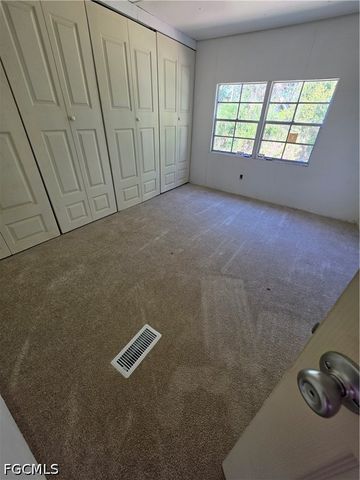 339 Shrub LN S, North Fort Myers, FL 33917