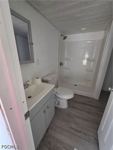 339 Shrub LN S, North Fort Myers, FL 33917