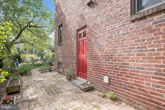 4014 TENNYSON RD, University Park, MD 20782
