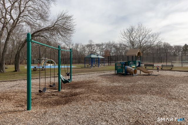 41 Farview Avenue, Old Saybrook, CT 06475